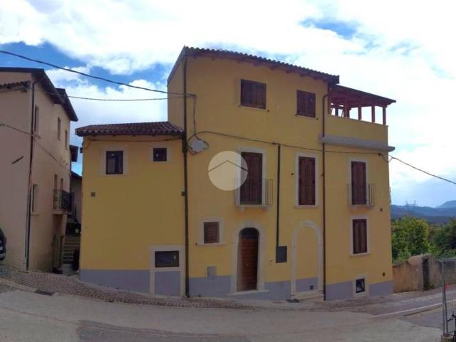 Quadrilocale in vendita a Barisciano