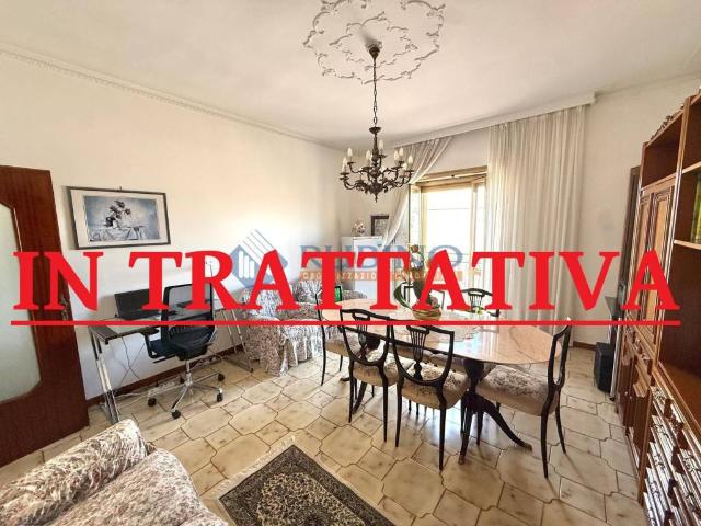 Quadrilocale in vendita a Barletta via Michele Boccassini, Centro