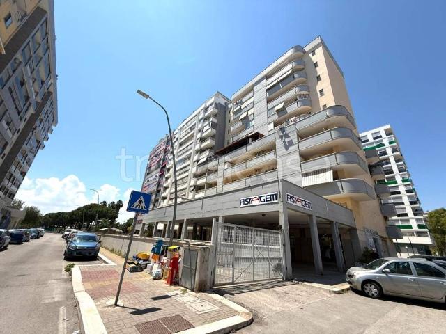 Quadrilocale in vendita a Barletta, Zona 167 Parco degli Ulivi