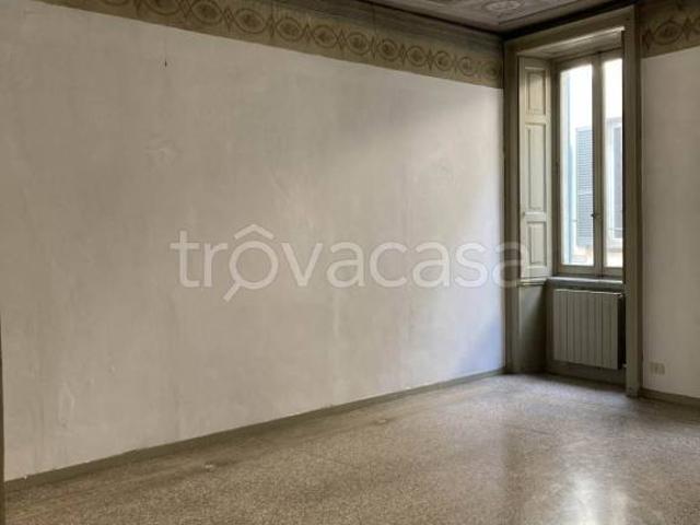 Quadrilocale in vendita a Bergamo, Corridoni