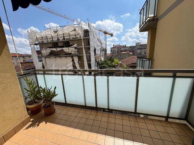 Quadrilocale in vendita a Bergamo, Stazione