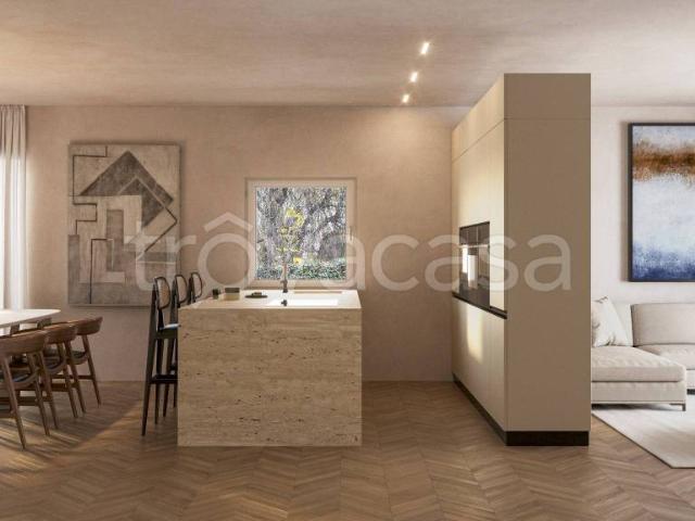 Quadrilocale in vendita a Bergamo via Francesco Rismondo, Centro