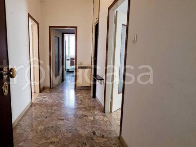 Quadrilocale in vendita a Bologna via Bellaria, Mazzini Fossolo