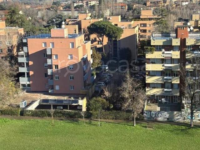 Quadrilocale in vendita a Bologna via Spina, 11, Mazzini Fossolo