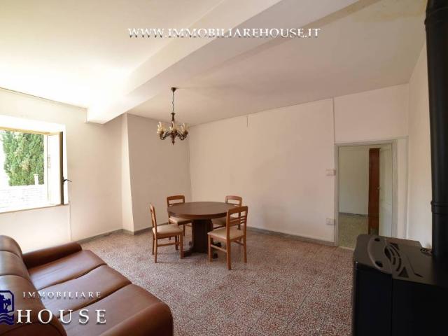 Quadrilocale in vendita a Bolsena via Porta Romana, 28