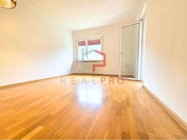 Quadrilocale in vendita a Bolzano via Brennero, Centro città