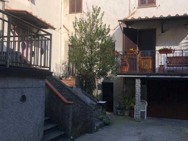Quadrilocale in vendita a Borgo a Mozzano
