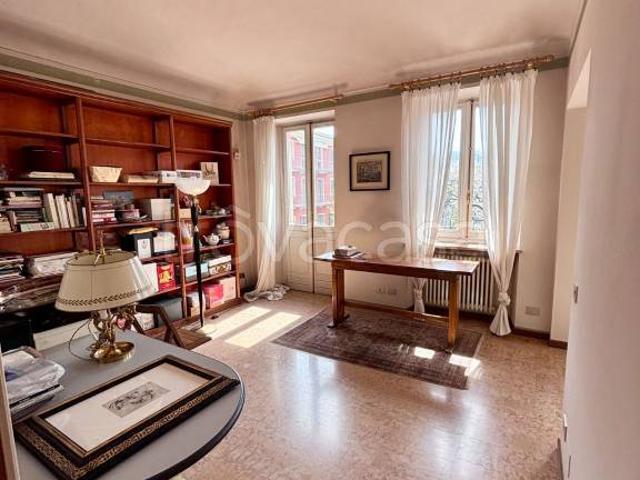 Quadrilocale in vendita a Borgo San Dalmazzo corso Nizza, 30