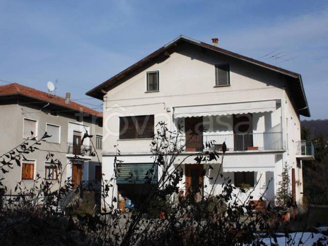 Quadrilocale in vendita a Borgosesia via Piave, 54