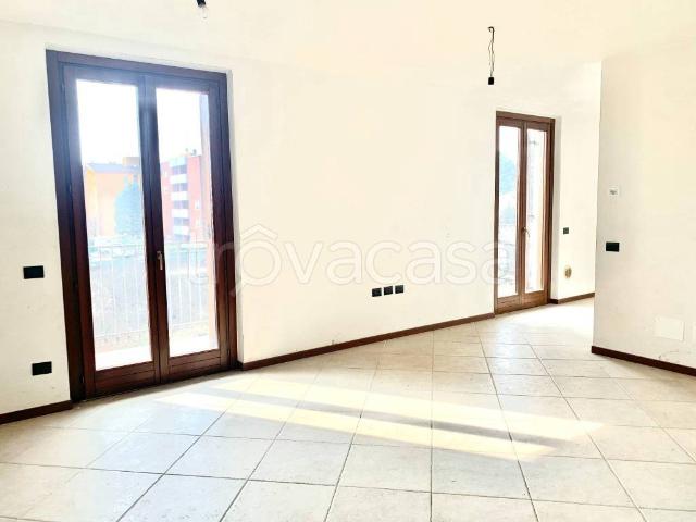 Quadrilocale in vendita a Bovisio Masciago