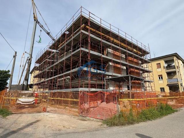 Quadrilocale in vendita a Brescia