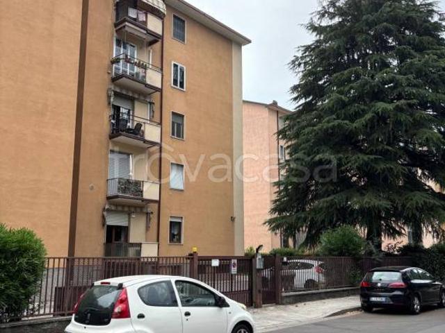 Quadrilocale in vendita a Brescia via Mario Micheli, 3, Brescia Due