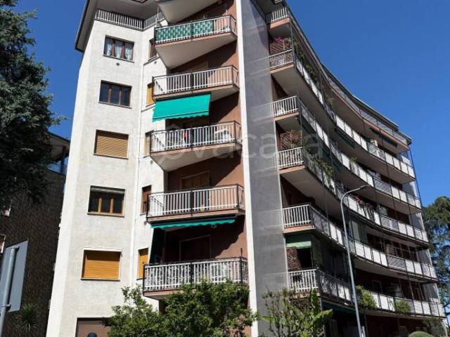 Quadrilocale in vendita a Bresso via Roma, 97