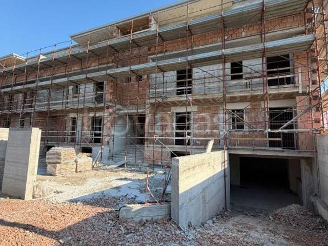 Quadrilocale in vendita a Brusciano via Camillo Cucca