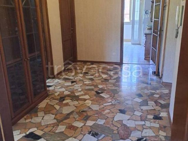 Quadrilocale in vendita a Cagliari via Campania, La Vega Regioni