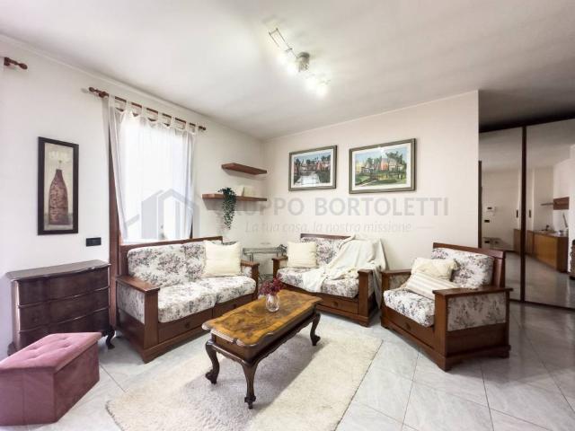 Quadrilocale in vendita a Cadoneghe, Cadoneghe