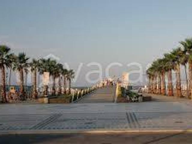 Quadrilocale in vendita a Camaiore via Monte Pania, 68, Lido Di Camaiore