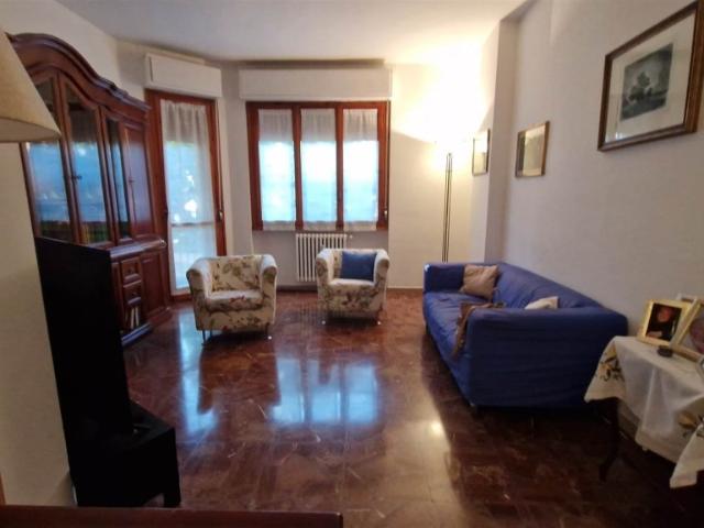 Quadrilocale in vendita a Campi Bisenzio