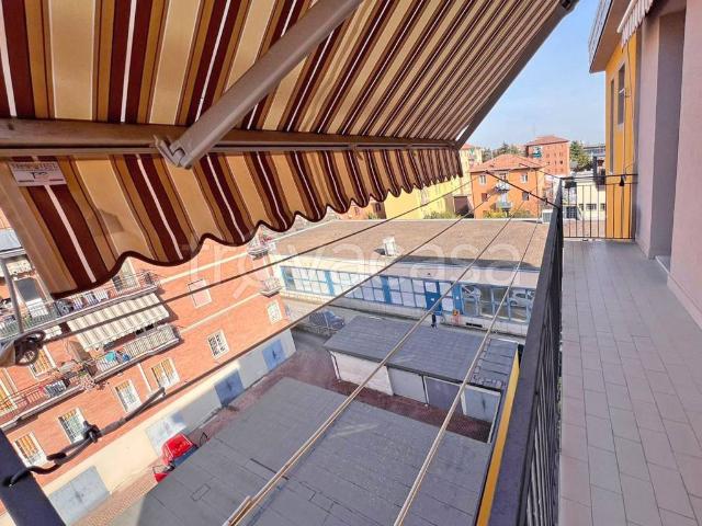 Quadrilocale in vendita a Casalecchio di Reno via Giovanni Cimabue