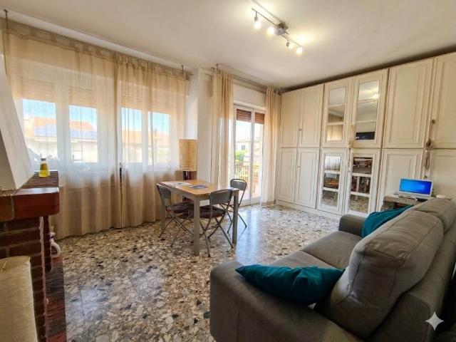 Quadrilocale in vendita a Castagneto Carducci via Unità d'Italia 24, Donoratico