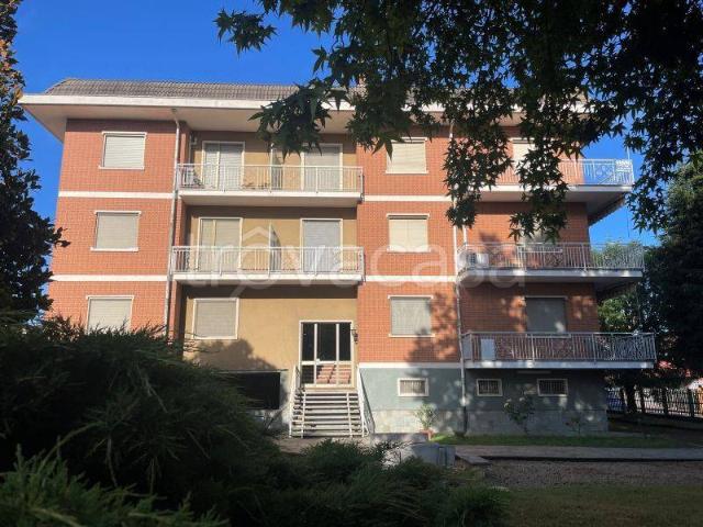 Quadrilocale in vendita a Carmagnola via Cinzano, 3
