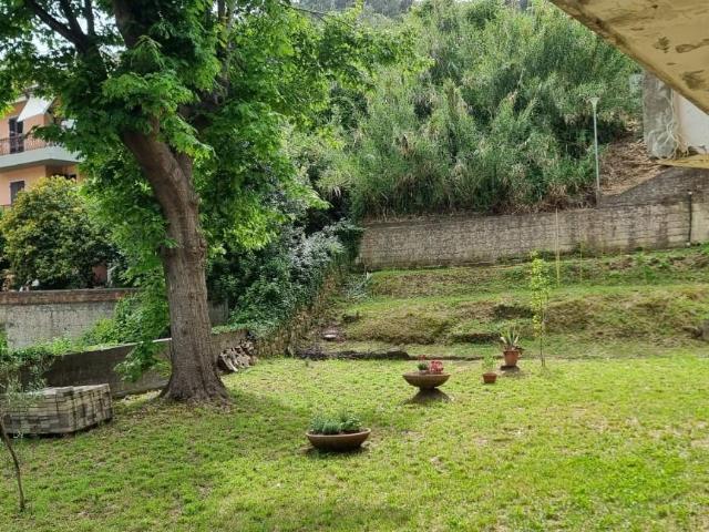 Quadrilocale in vendita a Carrara