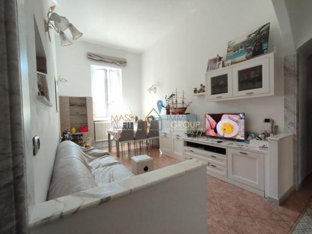 Quadrilocale in vendita a Carrara