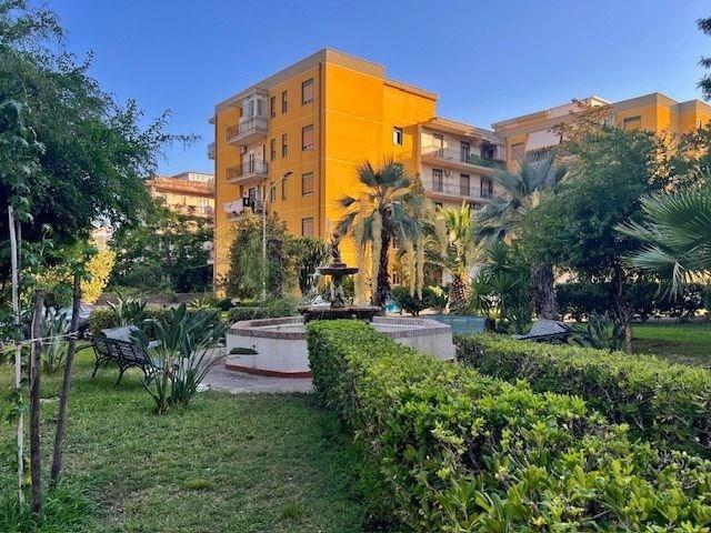 Quadrilocale in vendita a Catania