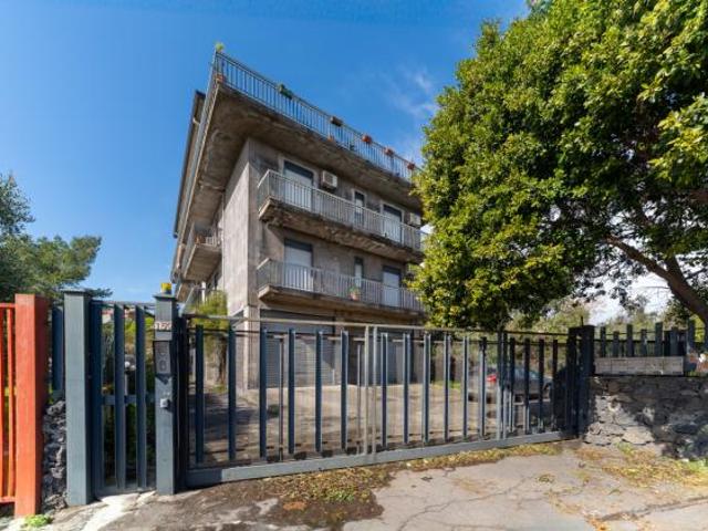 Quadrilocale in vendita a Catania