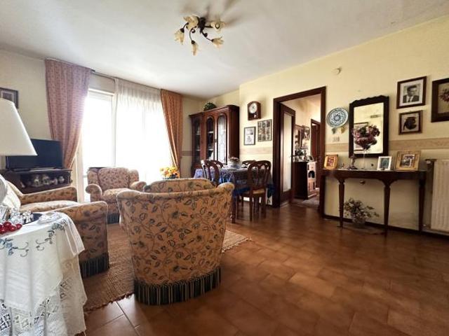 Quadrilocale in vendita a Catanzaro