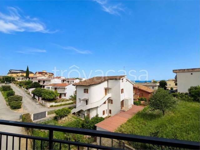Quadrilocale in vendita a Catanzaro, Catanzaro Lido