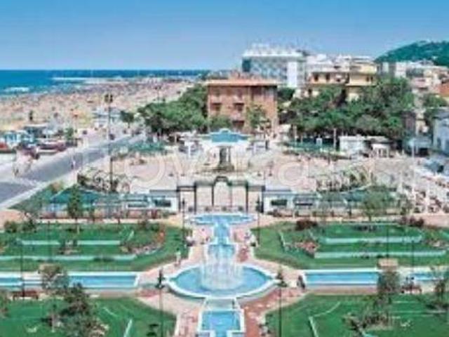 Quadrilocale in vendita a Cattolica via Ubaldo Comandini