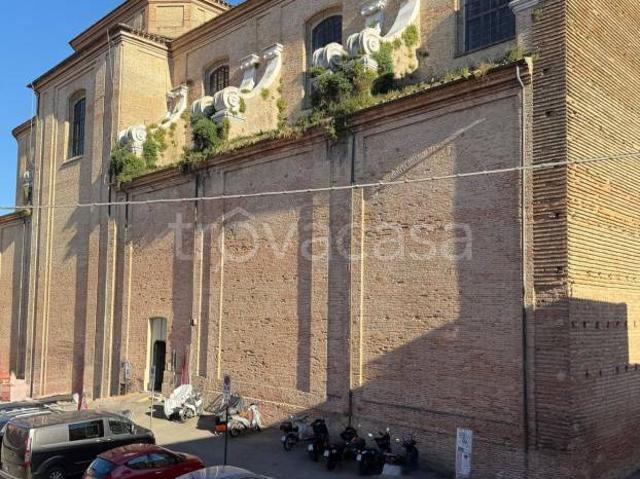 Quadrilocale in vendita a Cesena piazza Aguselli, Centro città