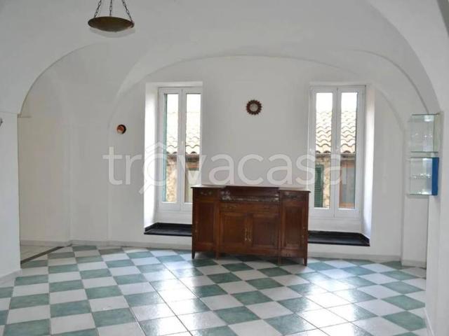 Quadrilocale in vendita a Ceriana via Sottopiazza No Number