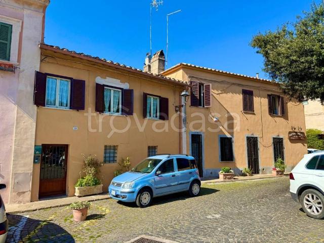 Quadrilocale in vendita a Cerveteri piazza Immacolata