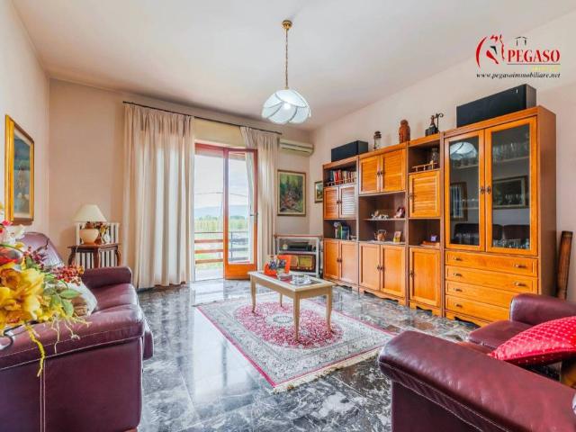 Quadrilocale in vendita a Chiesina Uzzanese via Livornese