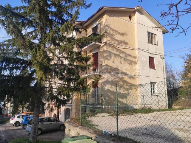 Quadrilocale in vendita a Cingoli via San Giuseppe