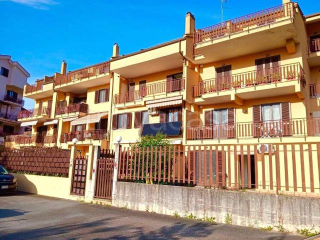 Quadrilocale in vendita a Colleferro via degli Abeti, 44