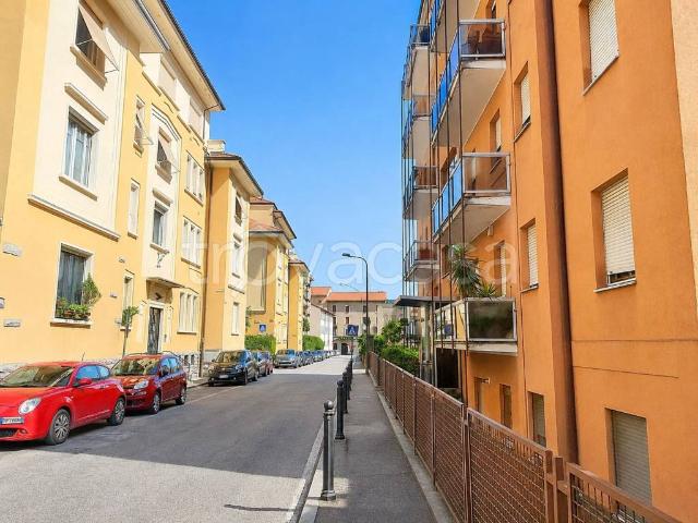 Quadrilocale in vendita a Como via Giuseppe Gorio, 10, Valduce Crispi
