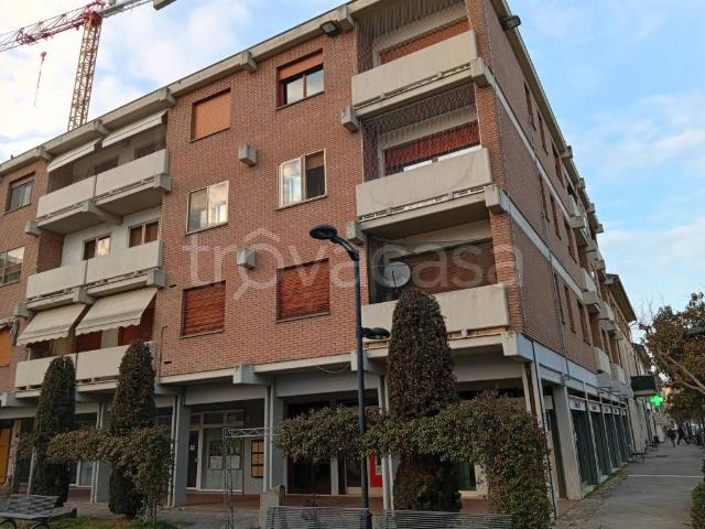 Quadrilocale in vendita a Conselice piazza Felice Foresti