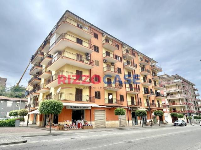 Quadrilocale in vendita a Corigliano Rossano via Antonio Borelli