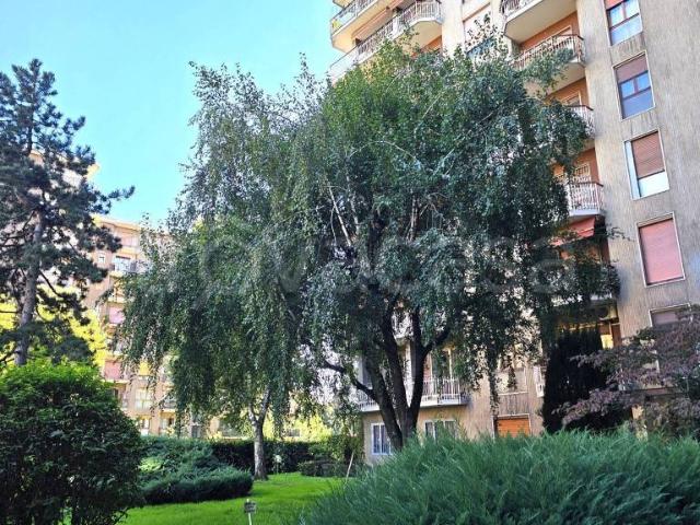 Quadrilocale in vendita a Corsico via Malakoff
