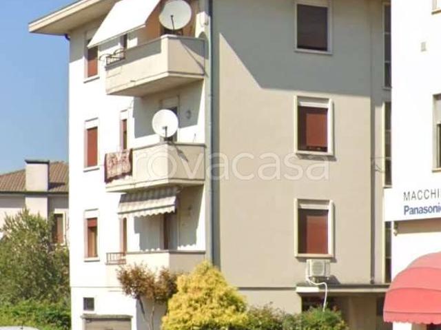 Quadrilocale in vendita a Creazzo via Olmo, 42