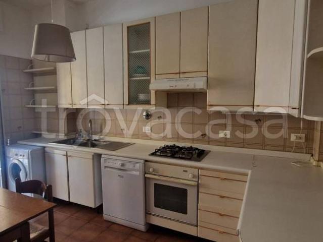 Quadrilocale in vendita a Croce, Casalecchio di Reno