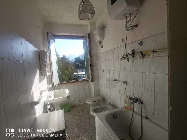 Quadrilocale in vendita a Farindola via San Rocco