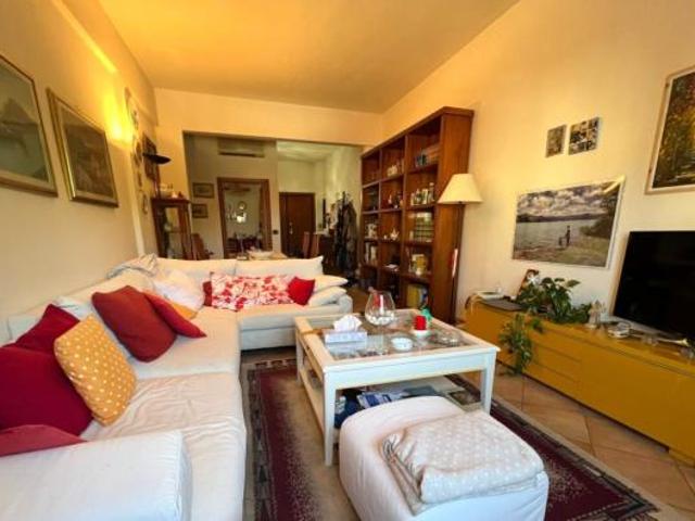 Quadrilocale in vendita a Firenze