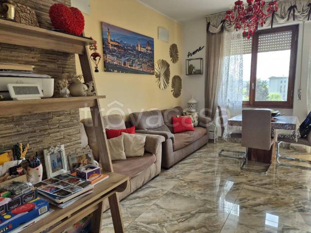 Quadrilocale in vendita a Firenze, Argingrosso