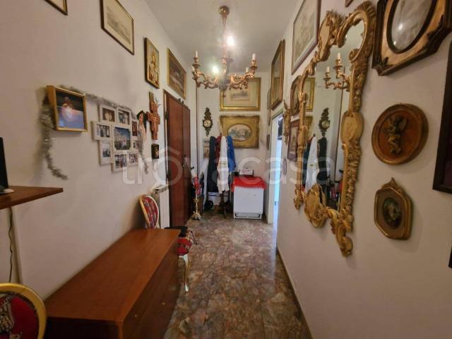 Quadrilocale in vendita a Firenze, Europa