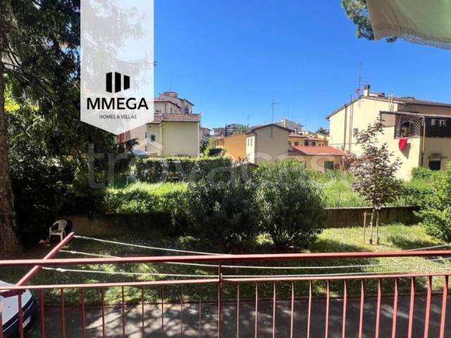 Quadrilocale in vendita a Firenze, Isolotto Talenti