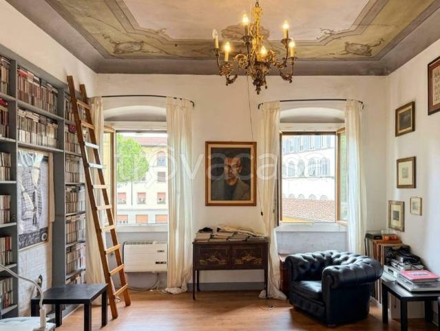 Quadrilocale in vendita a Firenze piazza dei Ciompi, Sant'Ambrogio
